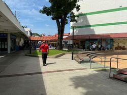 ang-mo-kio-avenue-1 photo thumbnail #4